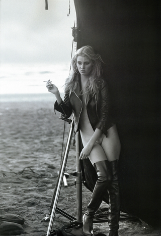 Illustration for article titled French Vogue: All Lara Stone, All The Time